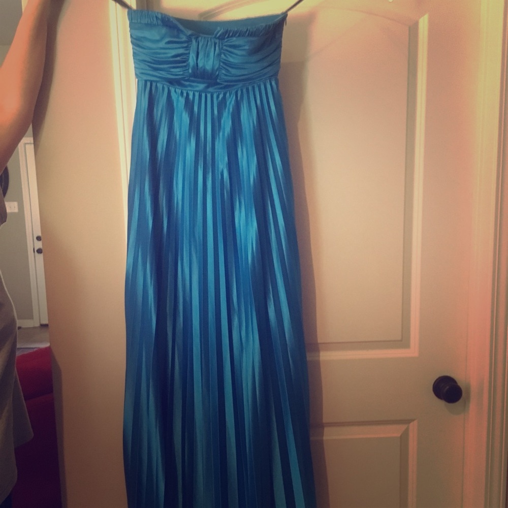 Blue silk gown size 1/2